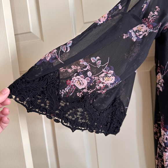 Xhilaration Off the Shoulder Dress - Picture 2 of 5